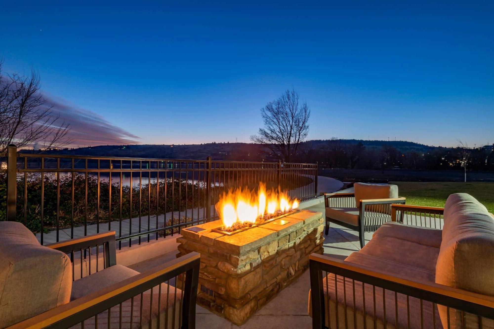 Fairfield Inn & Suites By Marriott Klamath Falls Extérieur photo